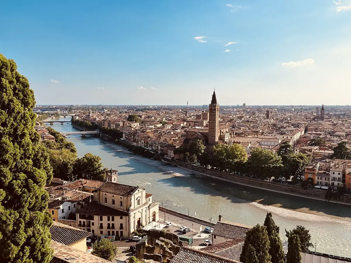 Die Altstadt von Verona an der Etsch