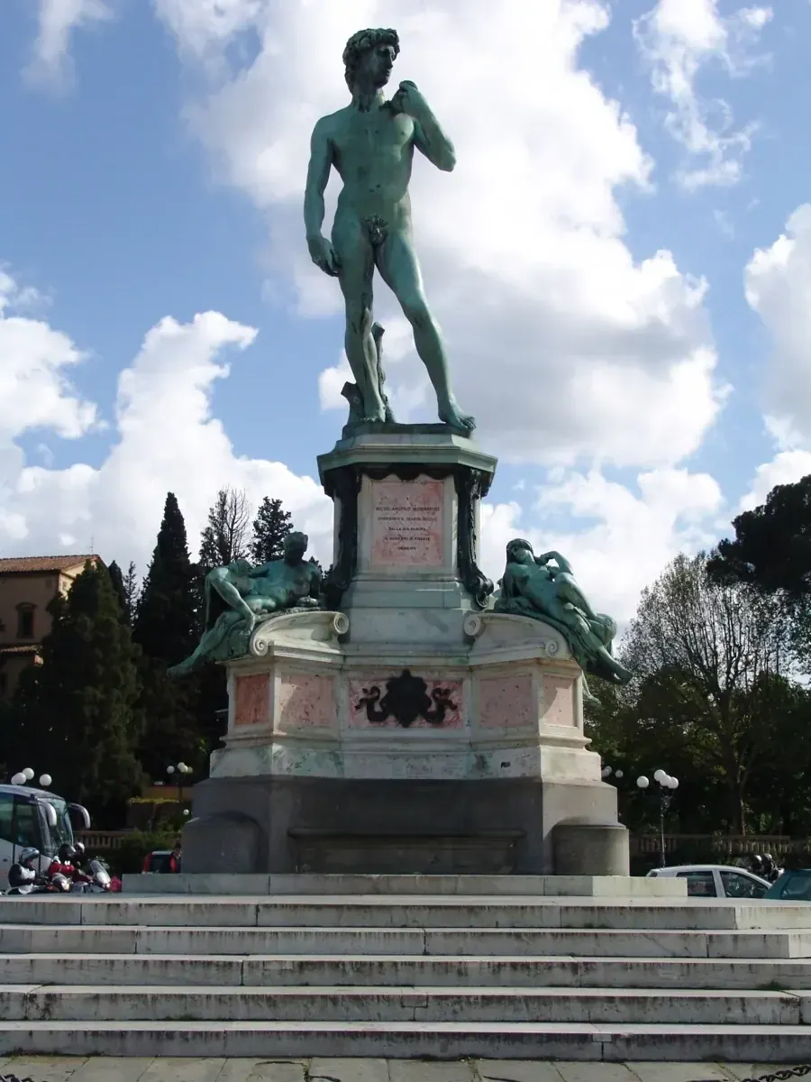 Die bronzene David-Kopie auf dem Piazzale Michelangelo