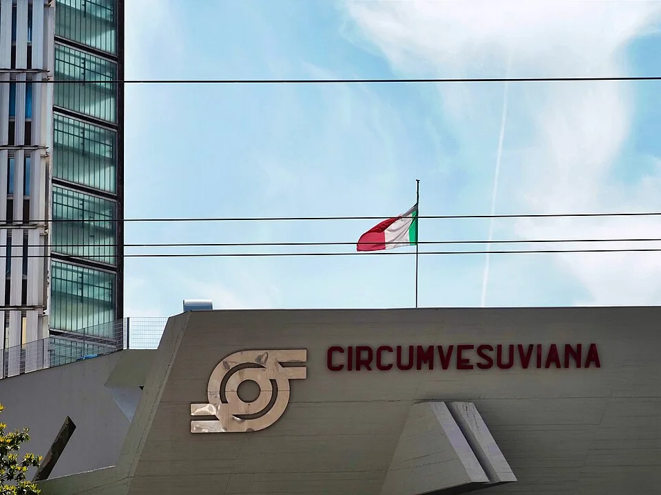 Ein Zug der Circumvesuviana