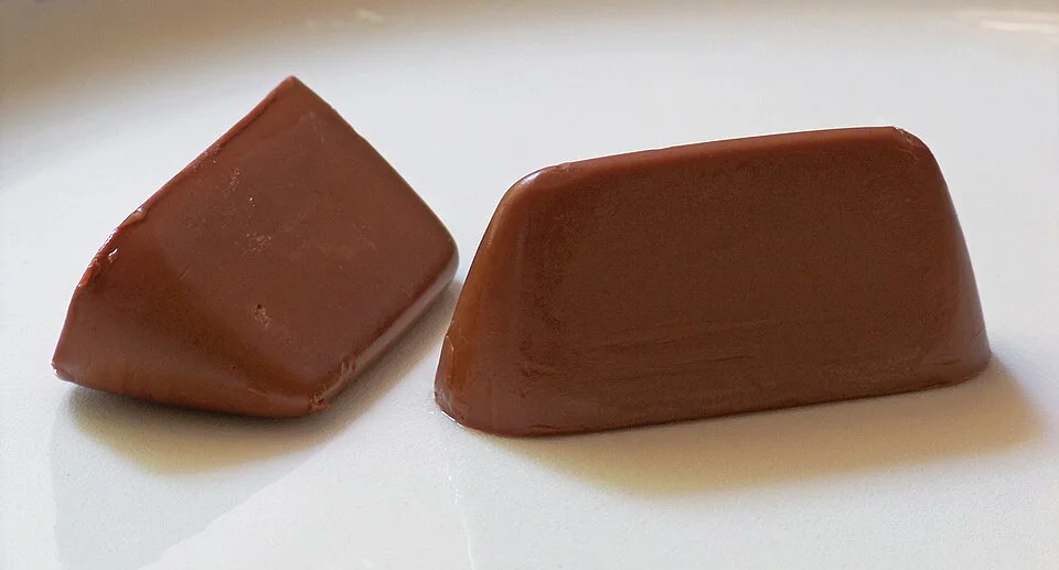 Gianduiotti aus Haselnussschokolade