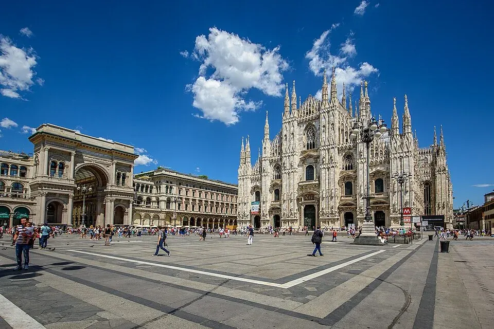 Mailänder Domplatz mit Dom und Galleria Vittorio Emanuele II