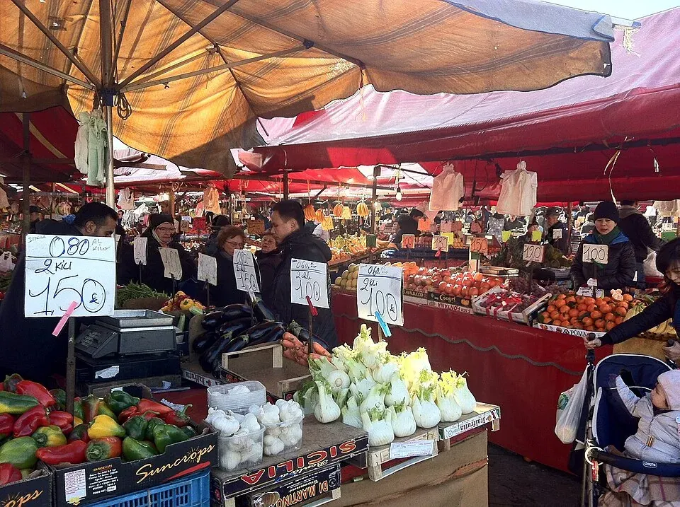 Der Markt an der Porta Palazzo in Turin