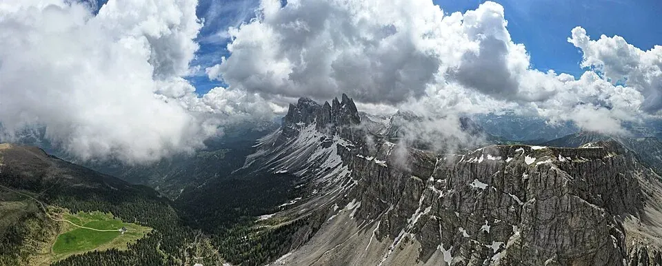 Sommerpanorama an der Seceda