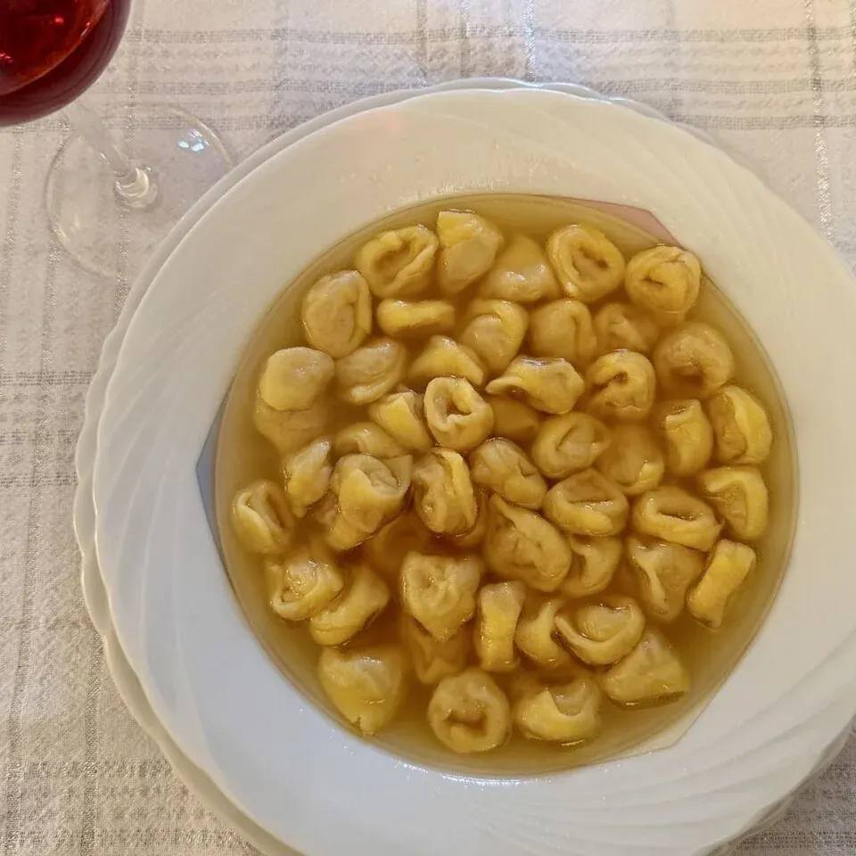 Tortellini in Brühe